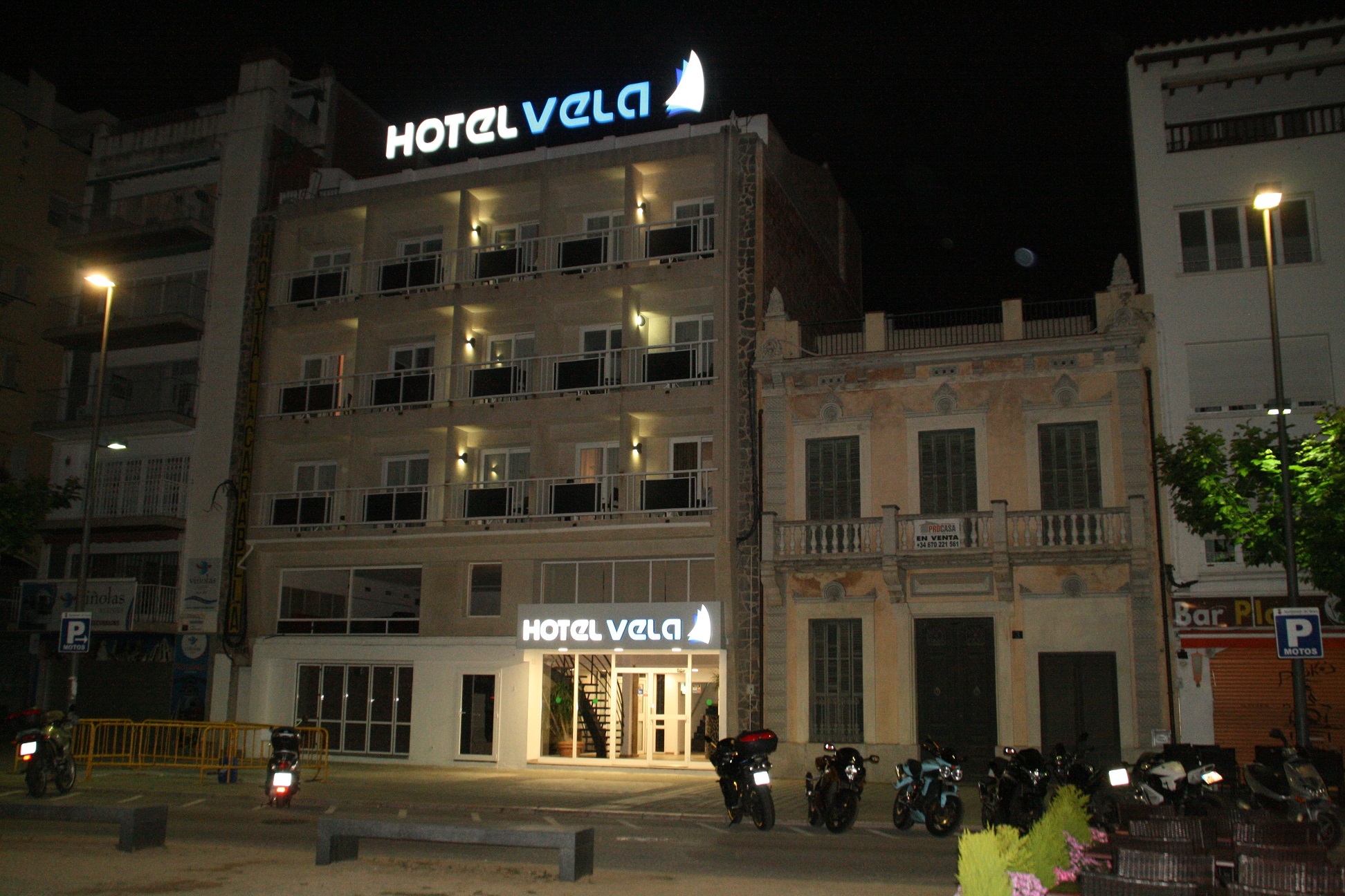 Hotel Vela Roses